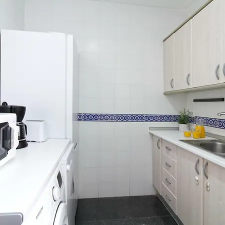 Spacious Centre Apartment In Malaga Exterior photo
